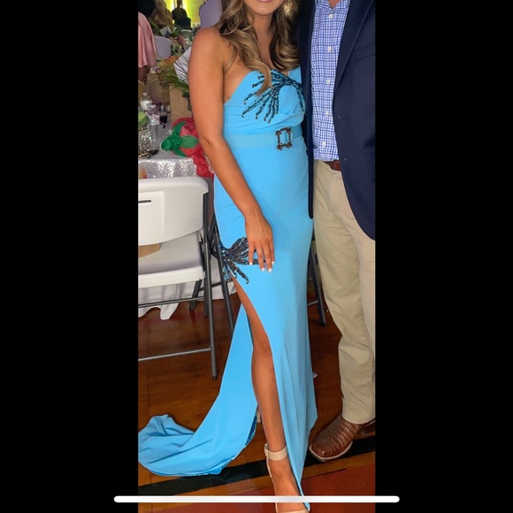 Sabroma Formal size 4 - Picture 1 of 7